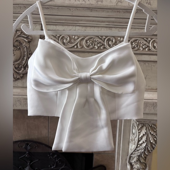 Two Twin Style Satin Bow Crop Top Size Medium Pearl Buttons - Picture 1 of 9
